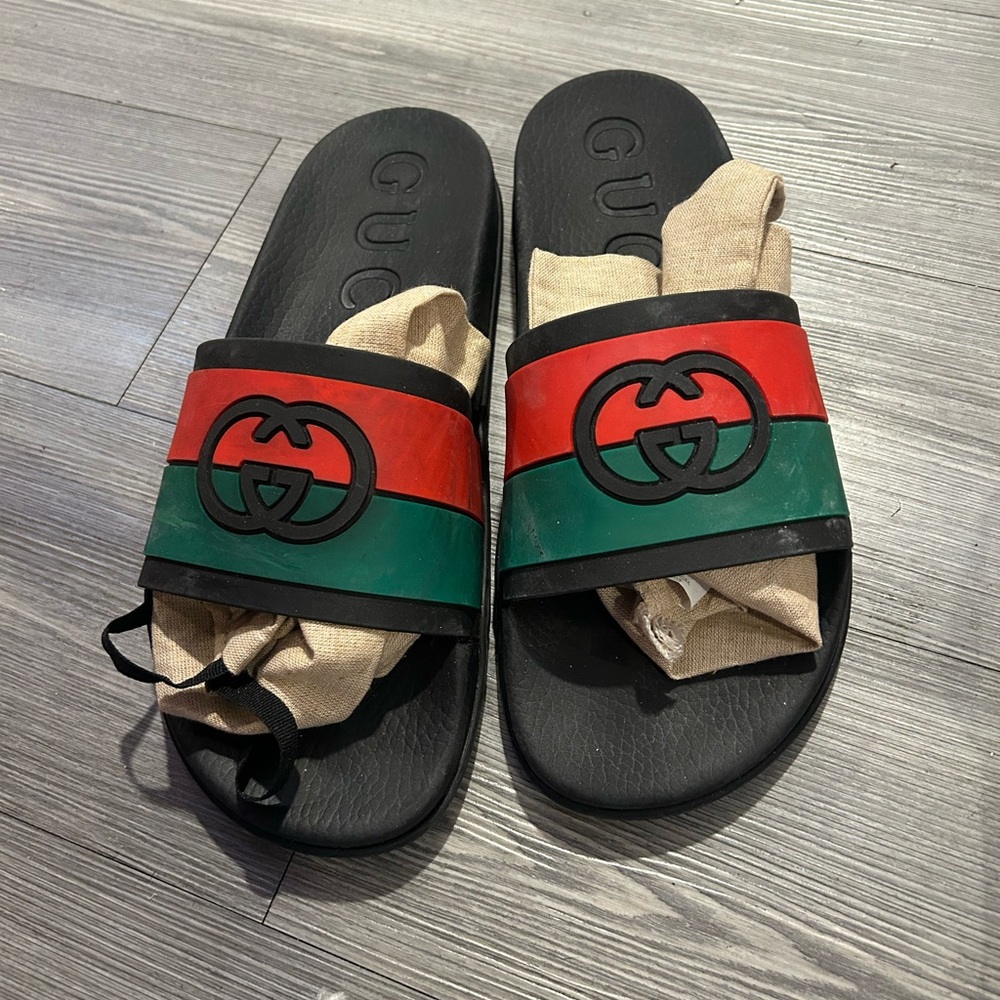 Gucci GG interlocking Mens Red & Green slides, size 11.5